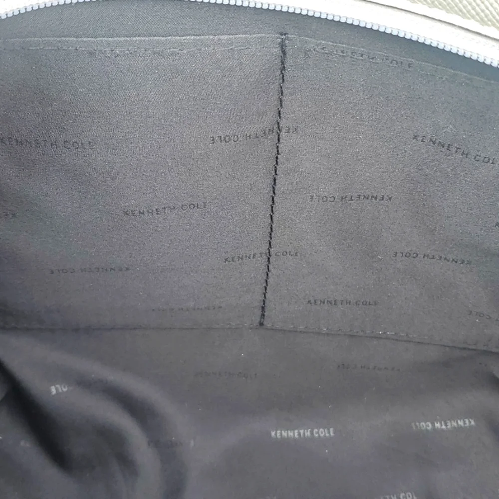Kenneth Cole Reaction Geometric Satchel Handbag Keychain